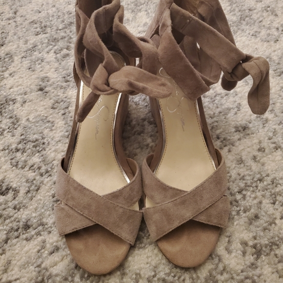Jessica simpson wedge heel size 5.5 - Picture 2 of 3